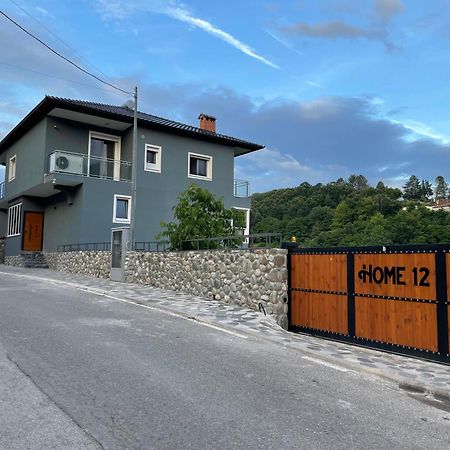 Home 12 Librazhet Exterior foto